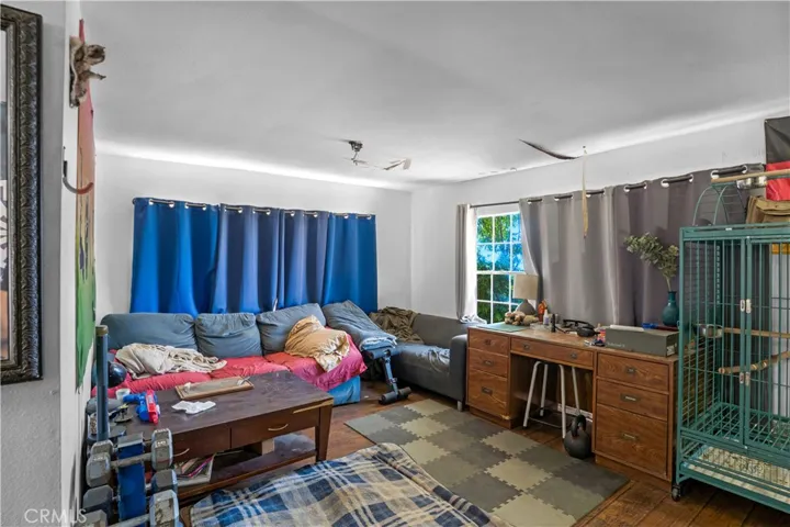 22740 Ramona, Nuevo, California 92567