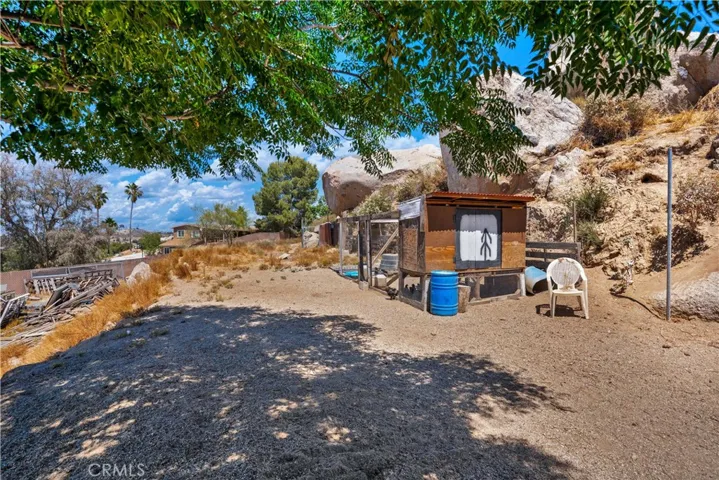 22740 Ramona, Nuevo, California 92567