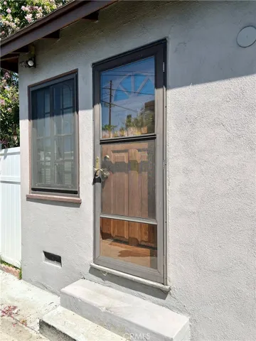 10550 Oxnard Street, North Hollywood, California 91606