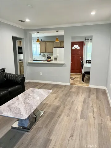 10550 Oxnard Street, North Hollywood, California 91606