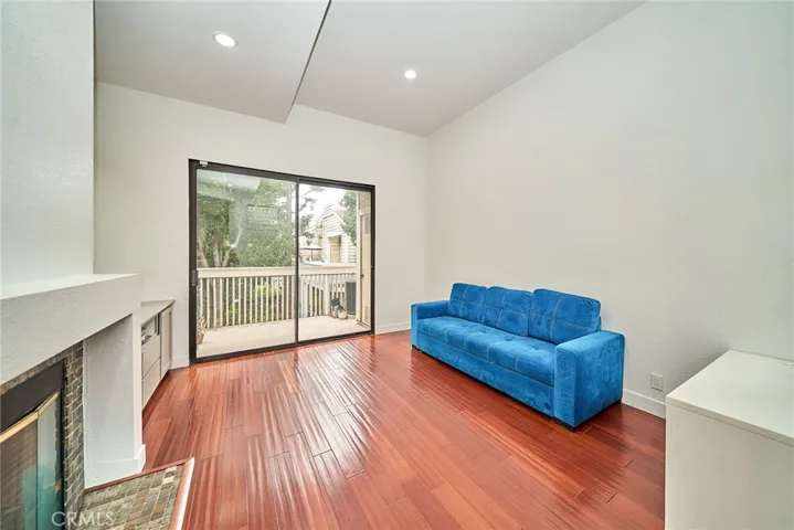 4900 N Grand 306, Covina, California 91724