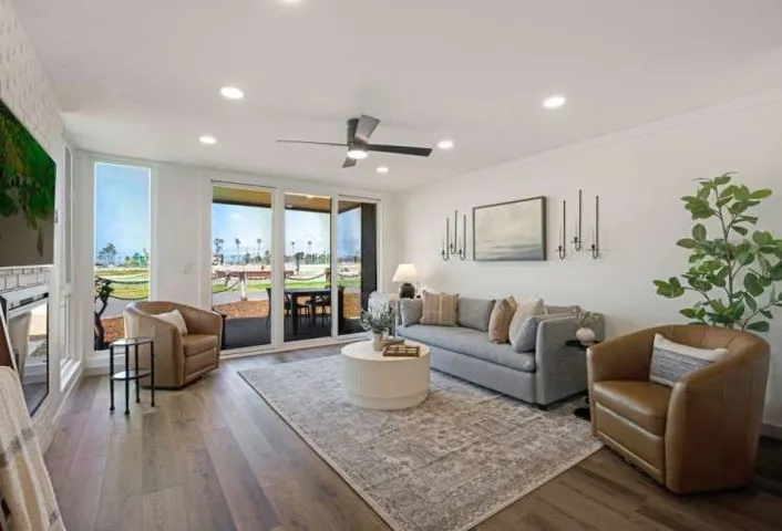 999 N Pacific Street F13, Oceanside, California 92054