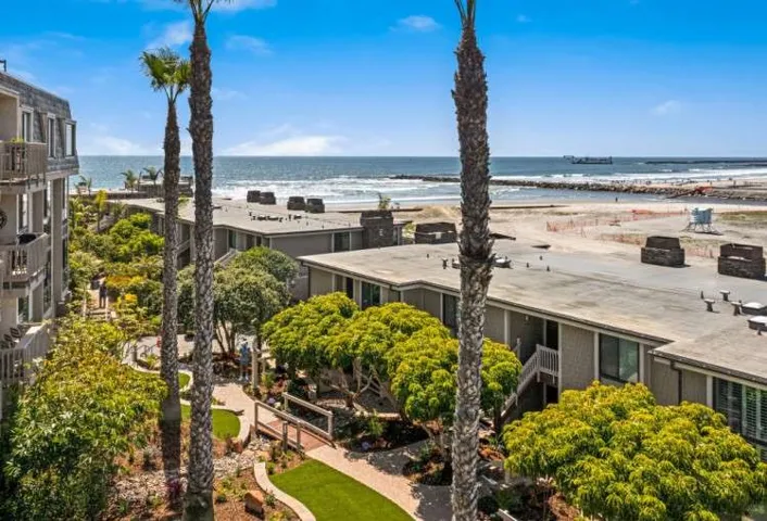 999 N Pacific Street F13, Oceanside, California 92054