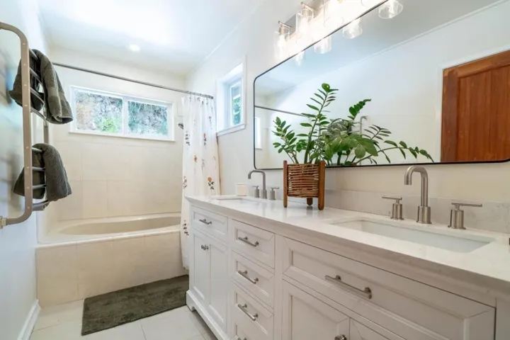 423 Nelson Rd., Scotts Valley, California 95066