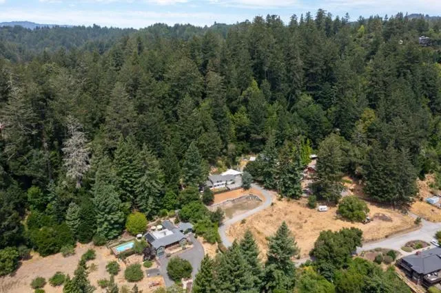 423 Nelson Rd., Scotts Valley, California 95066
