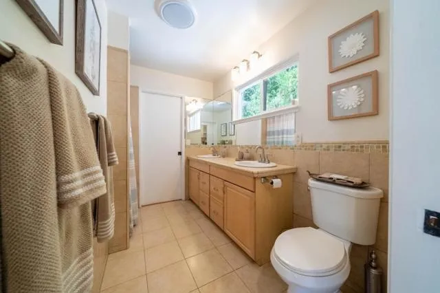 423 Nelson Rd., Scotts Valley, California 95066