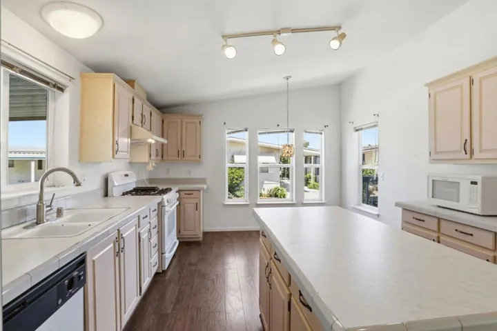 1111 Morse Avenue, Sunnyvale, California 94089