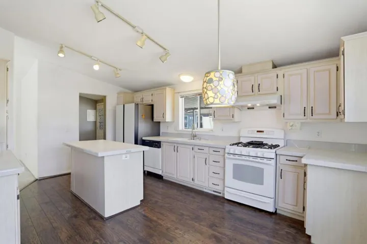 1111 Morse Avenue, Sunnyvale, California 94089