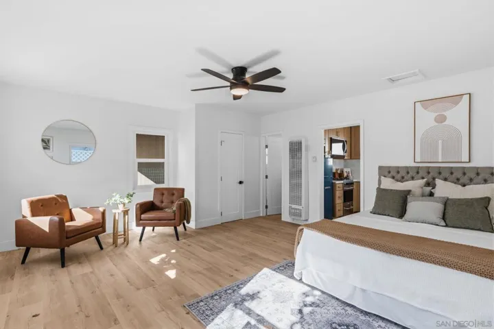 Studio style ADU. 432 est square feet with a brand new kitchen, new flooring & paint, tankless water heater, 2 entrances plus a parking spot! Alley access!