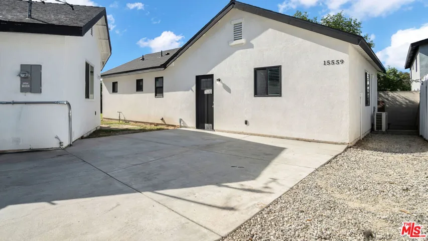 15559 Three Palms Street, Hacienda Heights, California 91745