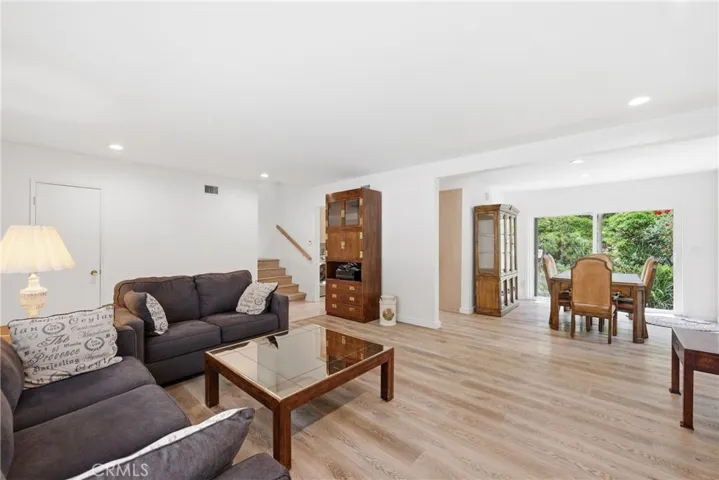 Living Room / Dining Room