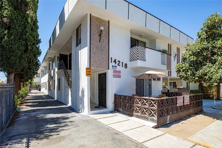 14218 Sylvan Avenue, Van Nuys, California 91401