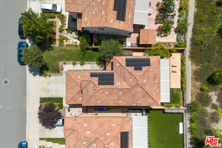19850 Holly Drive, Santa Clarita, California 91350 — photo 4