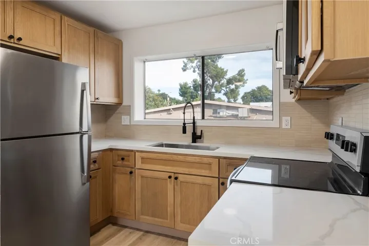 Rear Upstairs Unit