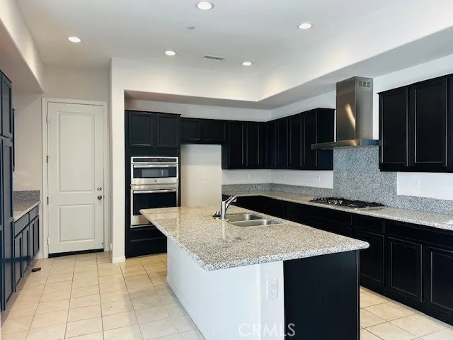 140 Spectacle, Irvine, California 92618