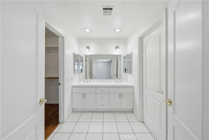 20644 Celtic Street, Chatsworth, California 91311