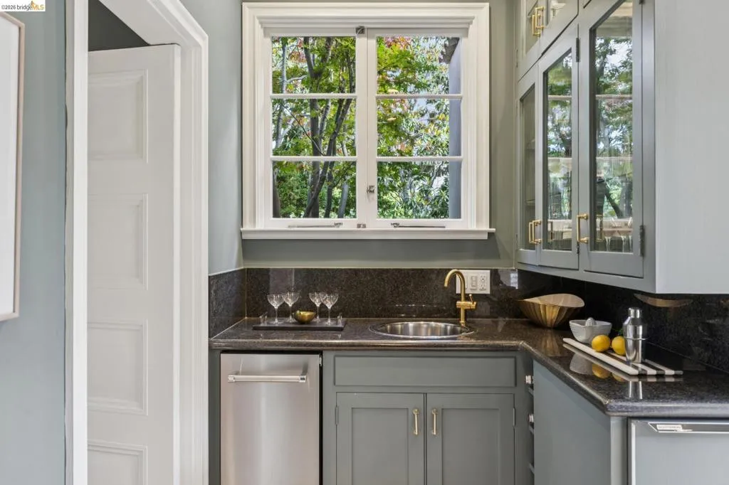 Bar/pantry with tremendous storage. Ice maker and small refrigerator