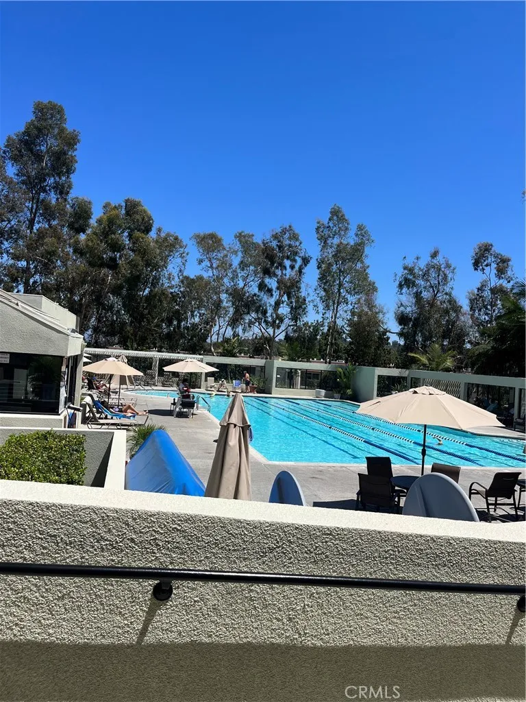 (another community pool)