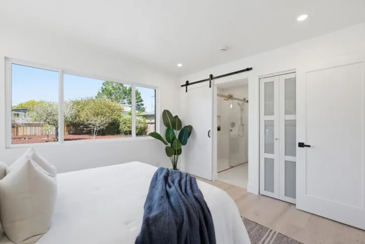 511 Cedar Street, Aptos, California 95003