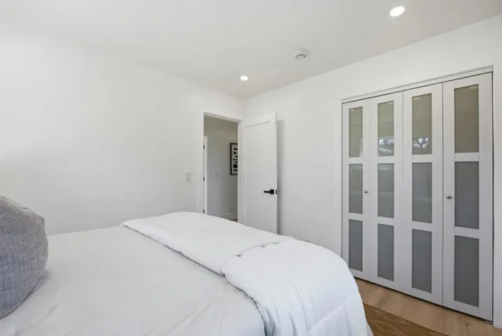 511 Cedar Street, Aptos, California 95003