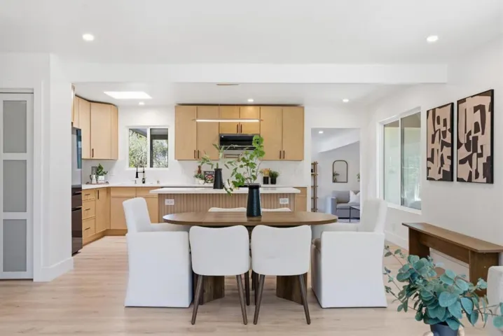 511 Cedar Street, Aptos, California 95003