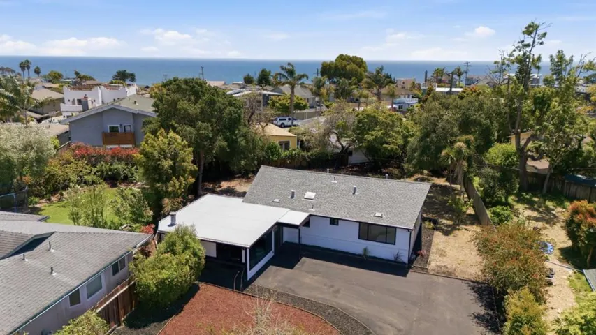 511 Cedar Street, Aptos, California 95003