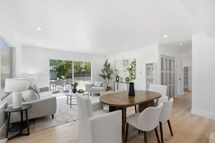 511 Cedar Street, Aptos, California 95003