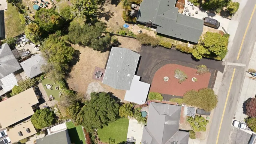 511 Cedar Street, Aptos, California 95003