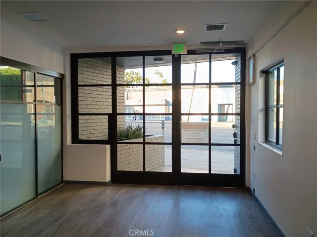 8624 Wilshire, Beverly Hills, California 90211