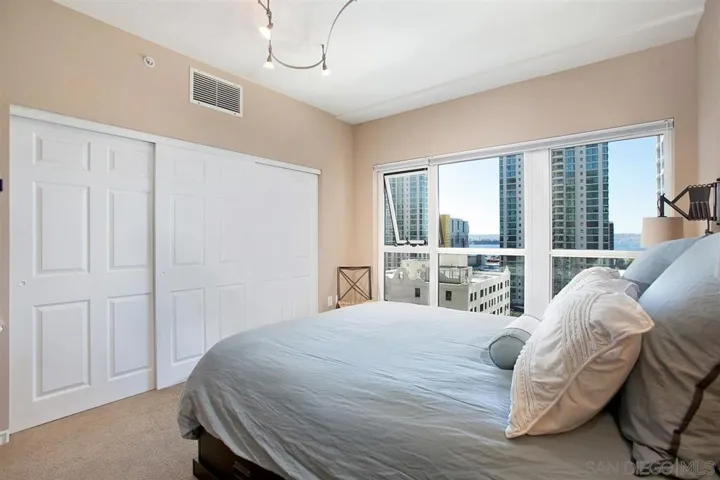 1240 India Street 911, San Diego, California 92101