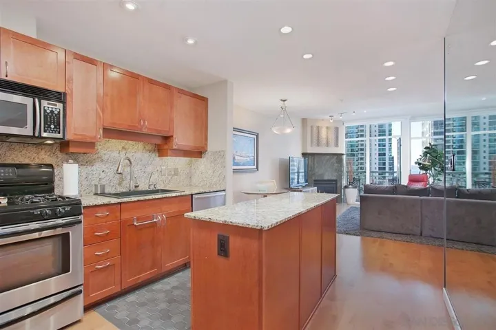1240 India Street 911, San Diego, California 92101