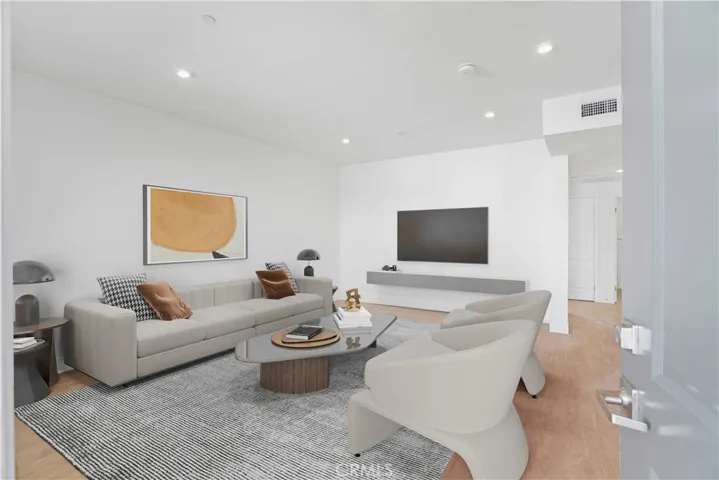 8750 Sepulveda Boulevard 509, North Hills, California 91343 — photo 4