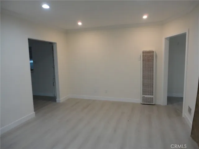 LIVING ROOM-2
