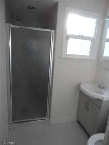 BATHROOM-2