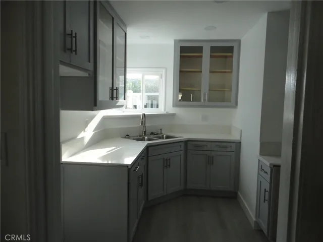 KITCHEN-1