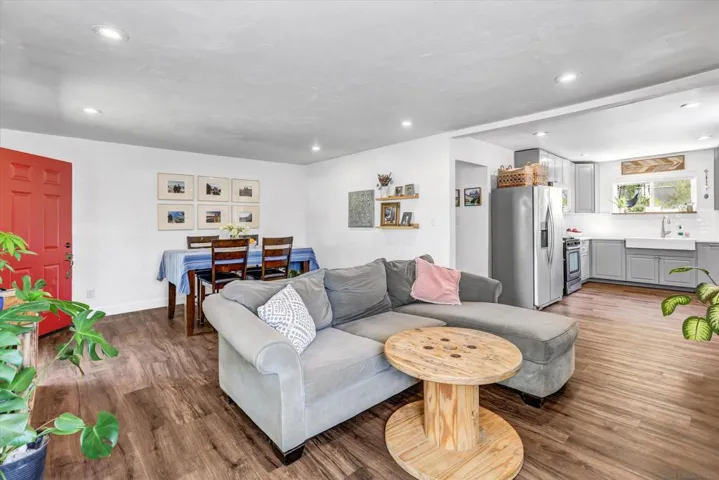 2731 Bancroft, Spring Valley, California 91977
