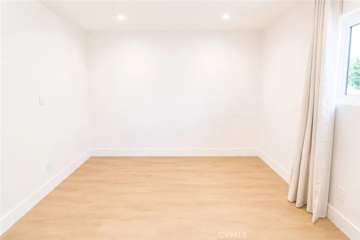 522 17th Street C, Huntington Beach, California 92648