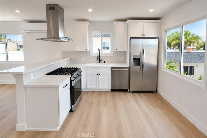 522 17th Street C, Huntington Beach, California 92648