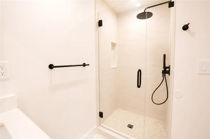 522 17th Street C, Huntington Beach, California 92648