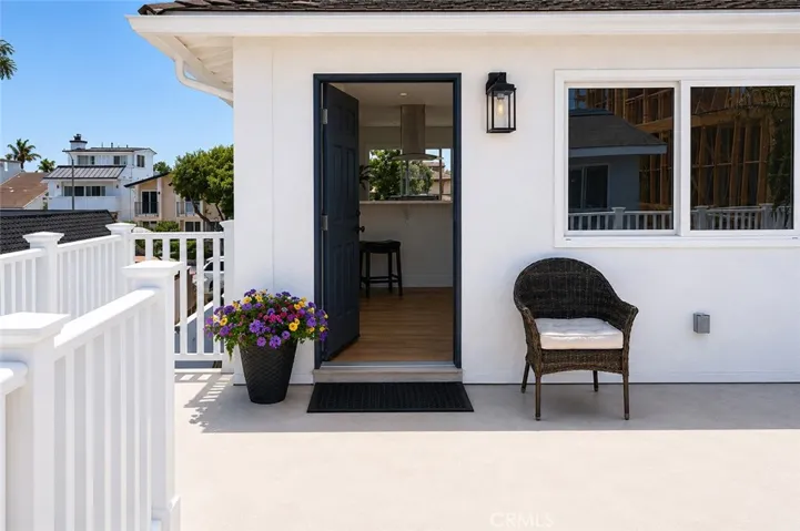 522 17th Street C, Huntington Beach, California 92648