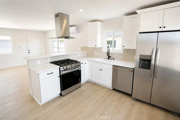 522 17th Street C, Huntington Beach, California 92648