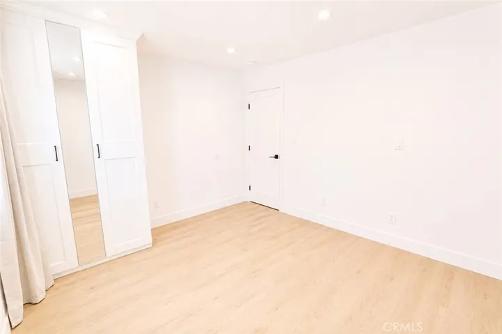 522 17th Street C, Huntington Beach, California 92648