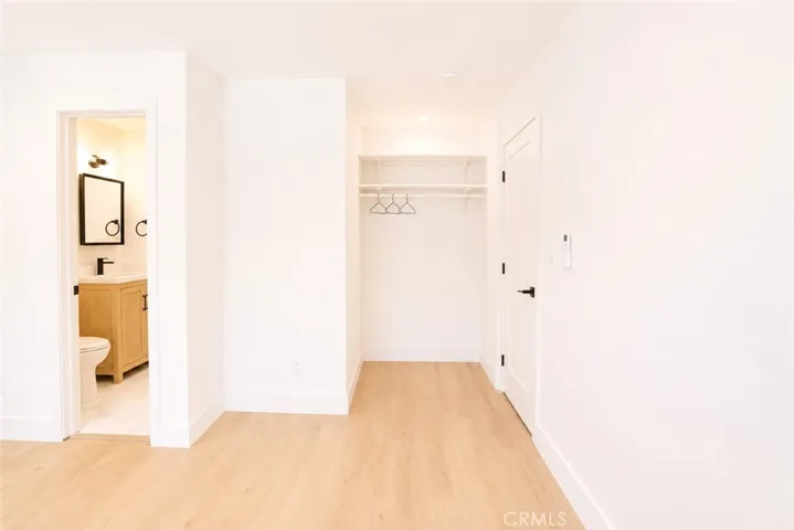 522 17th Street C, Huntington Beach, California 92648