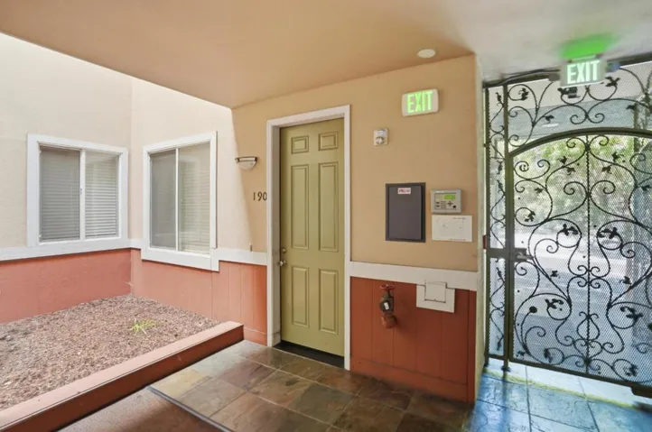 2330 University Avenue 190, East Palo Alto, California 94303