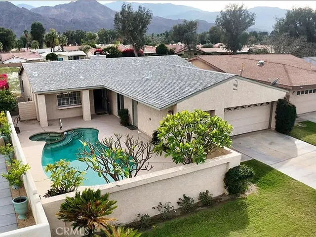 76901 Kentucky, Palm Desert, California 92211