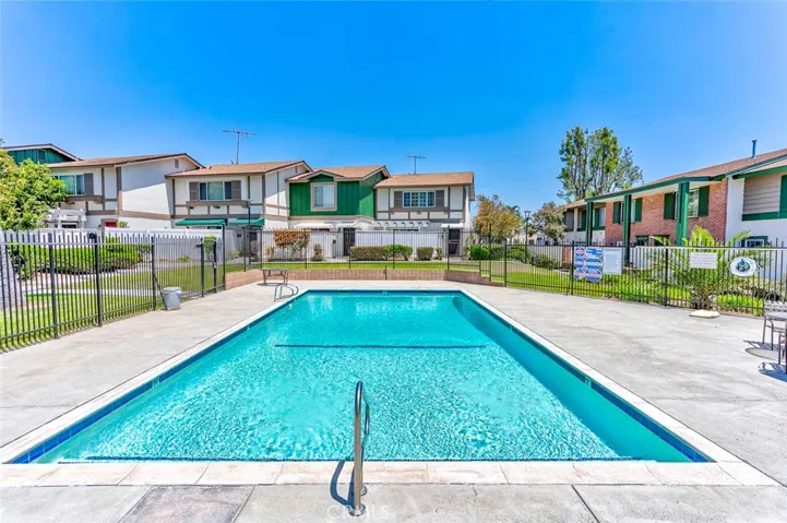 8098 Kerr Green, Buena Park, California 90621