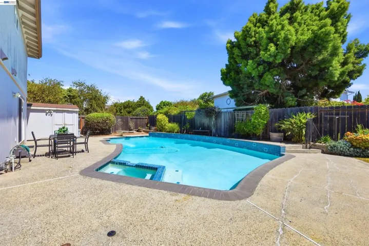 37896 Manzanita St, Newark, California 94560