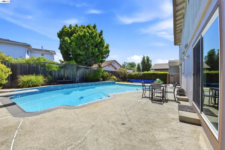 37896 Manzanita St, Newark, California 94560