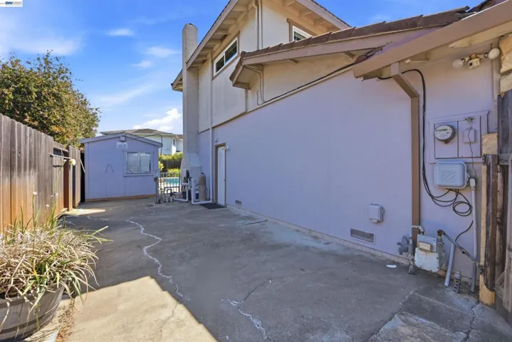 37896 Manzanita St, Newark, California 94560
