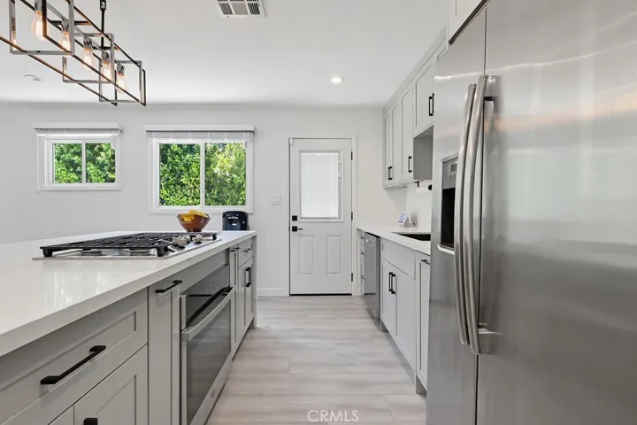 7058 Fullbright, Winnetka, California 91306